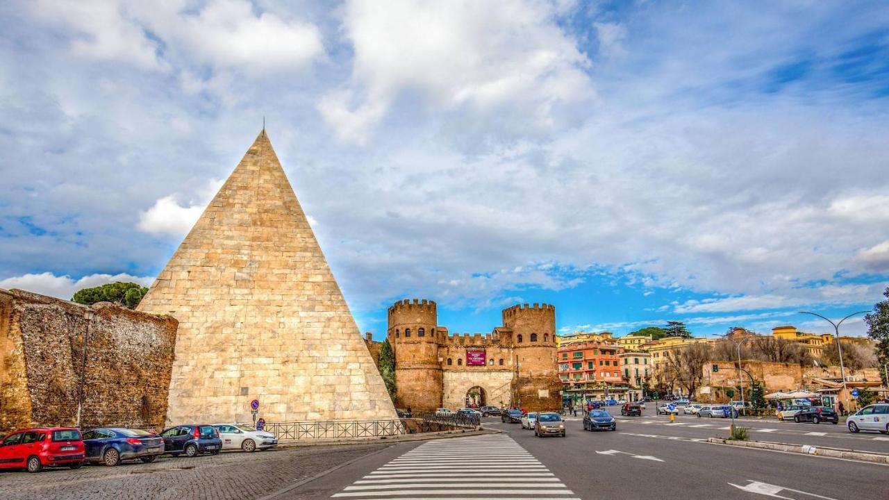 Sweet Rooms Piramide Bed And Breakfast Roma Exterior foto