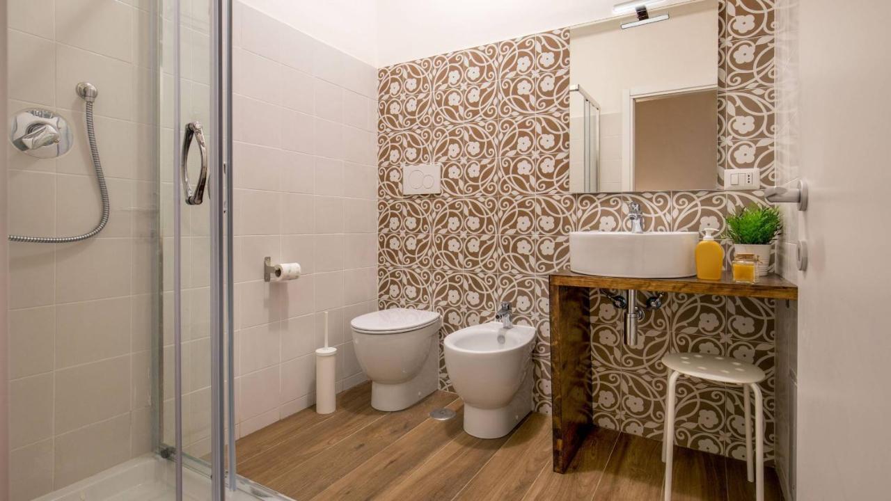 Sweet Rooms Piramide Bed And Breakfast Roma Exterior foto